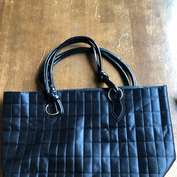 Adrienne Arpel Black Signature Club A Purse - Picture 3 of 14